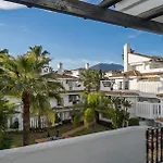 Elegant Penthouse With Private Rooftop Sun Deck In Naranjos, Lägenhet *