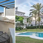 Lägenhet Elegant Penthouse With Private Rooftop Sun Deck In Naranjos,