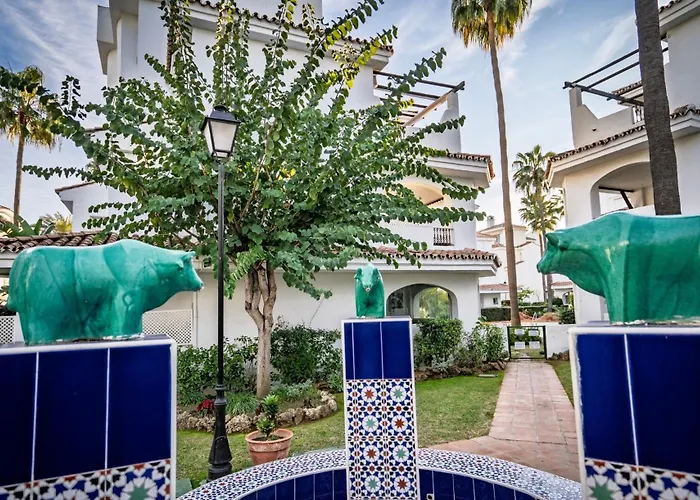 Διαμέρισμα Elegant Penthouse With Private Rooftop Sun Deck In Naranjos, *